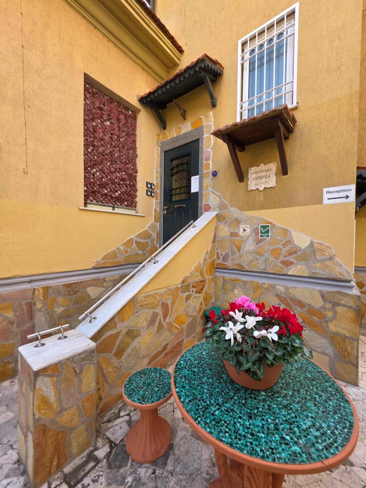 Guesthouse Aurora A.E. Rom Exterior foto
